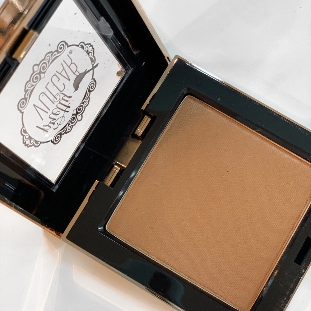 Pretty Vulgar: Bronzed B, Bronzer